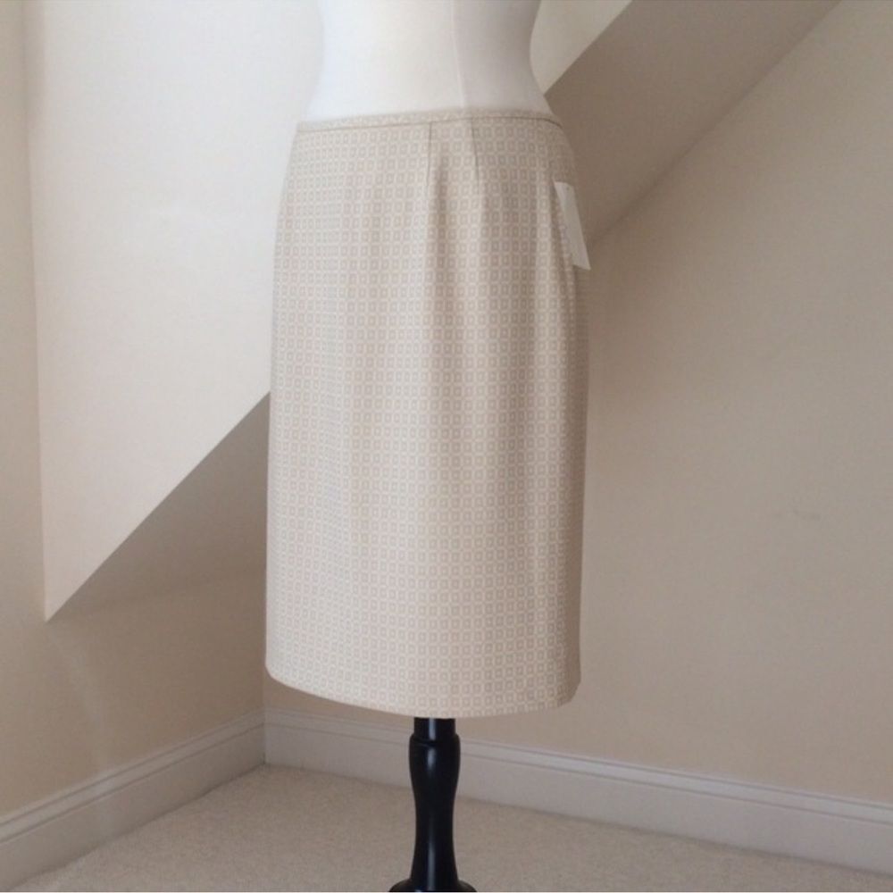 Tahari Cream Pencil Skirt